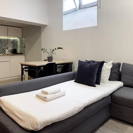 Claude Homes Marques Апартаменты