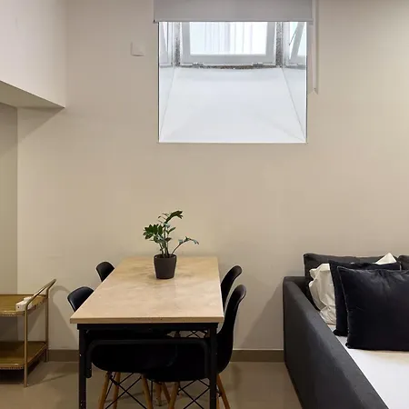 Claude Homes Lisbon Marques