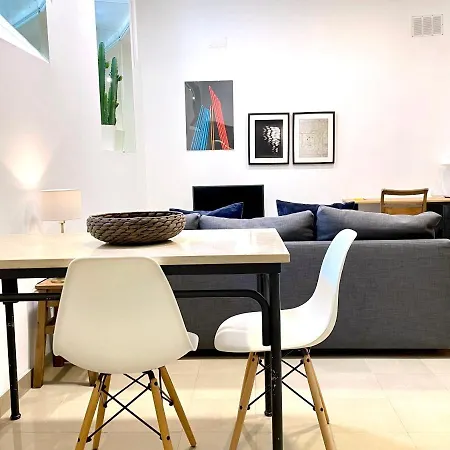 Claude Homes Marques Апартаменти *