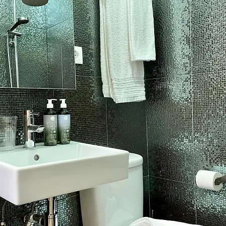 Claude Homes Marques Лісабон