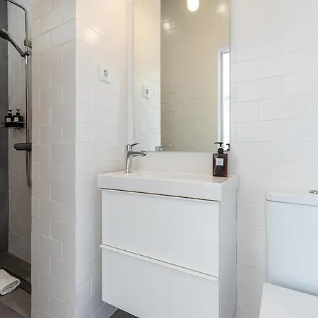 Апартаменти Claude Homes Marques