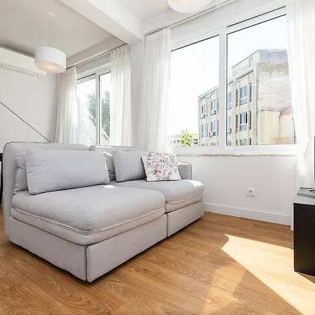 Апартаменти Claude Homes Marques *